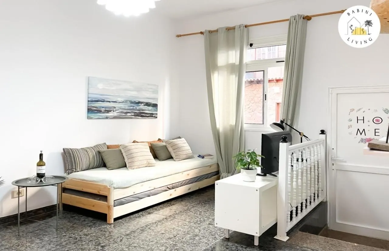 kontakty Apartachic Central By Babiniliving